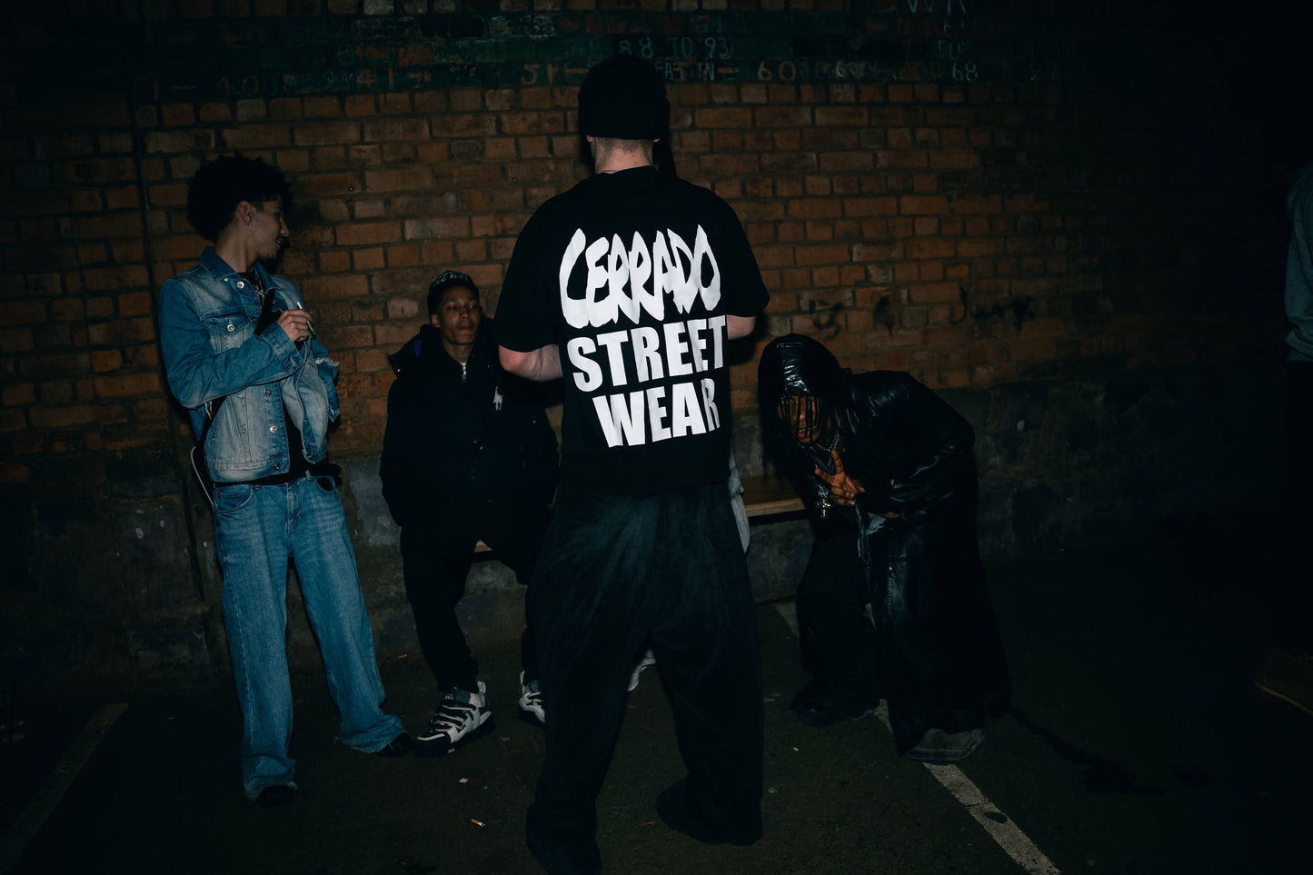 Black retro CERRADO “streetwear” boxy T-shirt